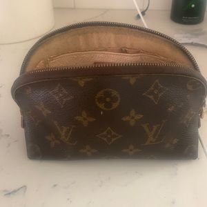 Louis Vuitton Cosmetic bag. Authentic.